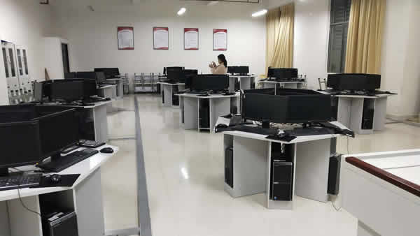 大数据技术应用专业实训室功能